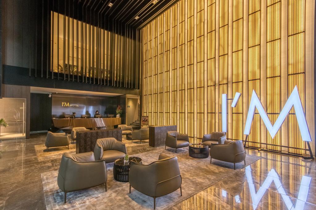 I'M Hotel Makati City Екстер'єр фото The lobby of the hotel