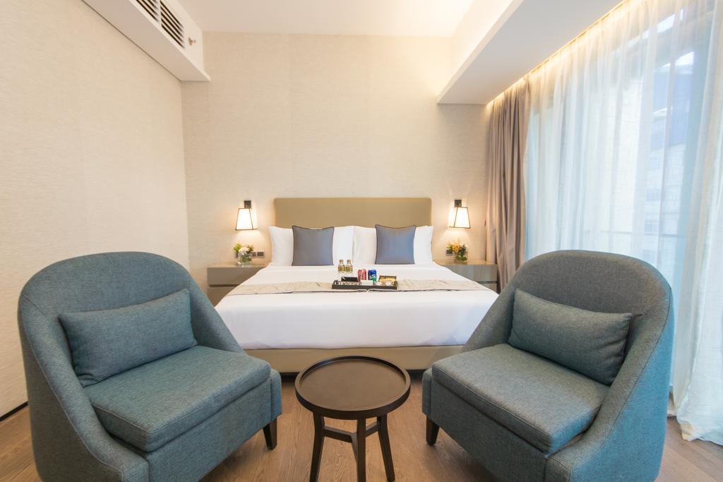 I'M Hotel Makati City Екстер'єр фото Deluxe Room